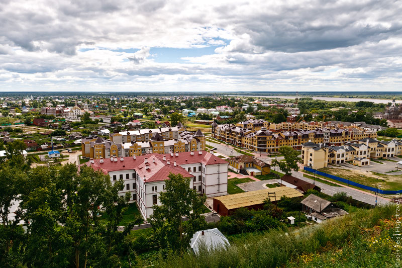 Вид на город Тобольск с холма Тобольского кремля